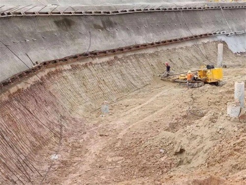 克孜勒苏基坑边坡加固